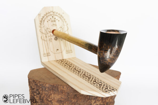 Pipe Médiévale Fantastique Handmade (avec stand) – Image 3